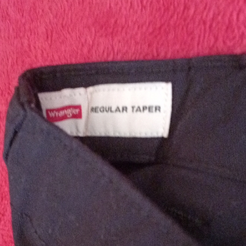 Men's Black Cargo Pants - Picture 5 of 6